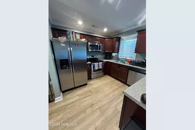 205 Kenan Loop, Jacksonville, NC 28546 - Photo 7