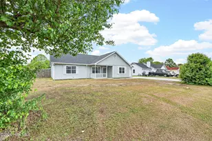 411 Foxtrace Ln, Hubert, NC 28539 - Photo 3