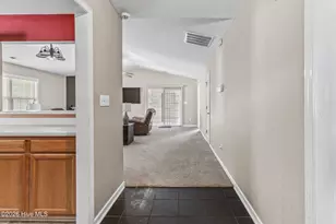 119 Foxlair Dr, Hubert, NC 28539 - Photo 5