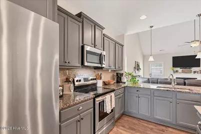 352 Mountain Run Road, West End, NC 27376 - Photo 19