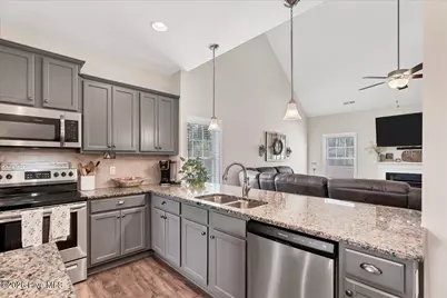 352 Mountain Run Road, West End, NC 27376 - Photo 15