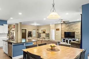 306 Brinley Pl, Maple Hill, NC 28454 - Photo 25