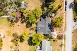 215 Harbor Dr, Morehead City, NC 28557 - Photo 23