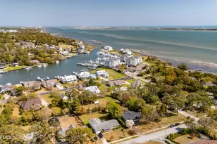 215 Harbor Dr, Morehead City, NC 28557 - Photo 29