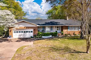 215 Harbor Dr, Morehead City, NC 28557 - Photo 15