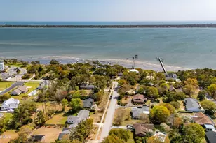 215 Harbor Dr, Morehead City, NC 28557 - Photo 33