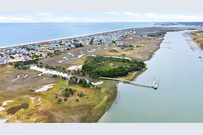 1047 Tide Ridge Drive, Holden Beach, NC 28462 - Photo 17