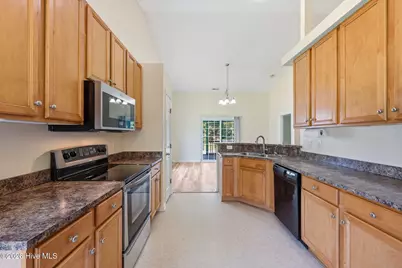 112 Bermuda View, New Bern, NC 28560 - Photo 17