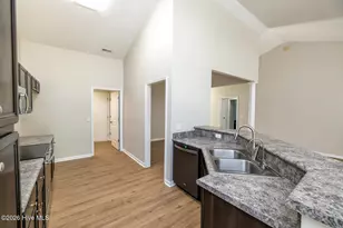 1017 Bally Bunion Lane, Burgaw, NC 28425 - Photo 13