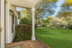 428 Holly St, Emerald Isle, NC 28594 - Photo 3