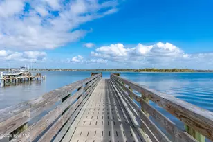 428 Holly St, Emerald Isle, NC 28594 - Photo 37