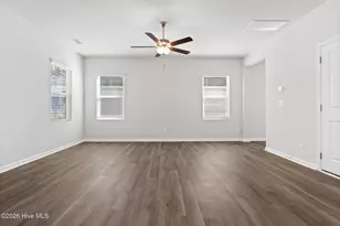 1079 Hanson Dr, Leland, NC 28451 - Photo 7