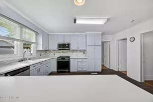 302 W Wilmington St, Burgaw, NC 28425 - Photo 43