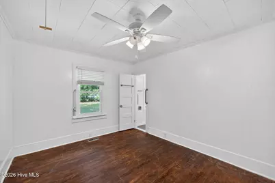 302 W Wilmington Street, Burgaw, NC 28425 - Photo 17