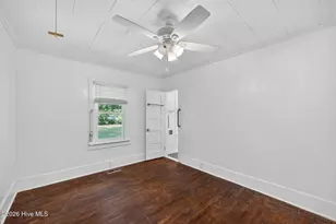 302 W Wilmington St, Burgaw, NC 28425 - Photo 17
