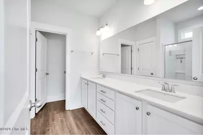 304 Edgewater Way, Surf City, NC 28445 - Photo 19