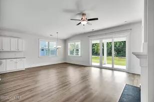 304 Edgewater Wy, Surf City, NC 28445 - Photo 13