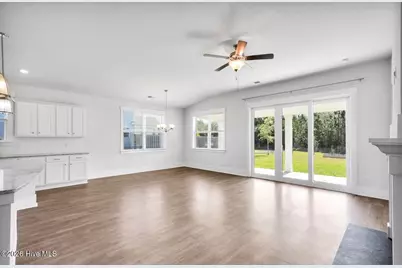 304 Edgewater Way, Surf City, NC 28445 - Photo 11