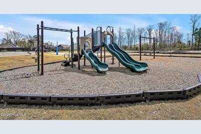 304 Edgewater Way, Surf City, NC 28445 - Photo 37
