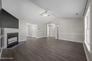 300 Carlisle Ct, Jacksonville, NC 28540 - Photo 13