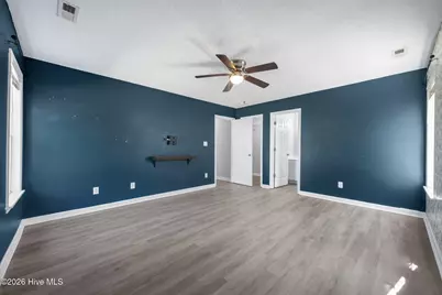300 Carlisle Court, Jacksonville, NC 28540 - Photo 17
