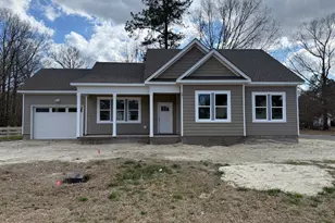141 Ranch Dr, Elizabeth City, NC 27909 - Photo 1
