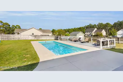 143 Tifton Circle, Cape Carteret, NC 28584 - Photo 29