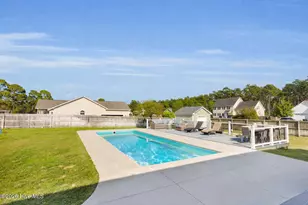 143 Tifton Cir, Cape Carteret, NC 28584 - Photo 29