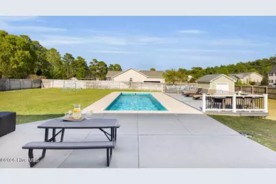 143 Tifton Circle, Cape Carteret, NC 28584 - Photo 33