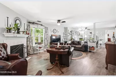 4108 Breezewood Drive #Apt 101, Wilmington, NC 28412 - Photo 11