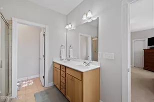 1400 Applethorn Dr, Apex, NC 27502 - Photo 17