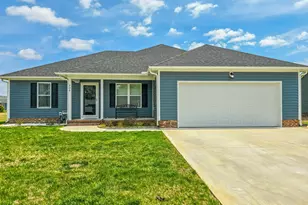 206 Compass Dr, Elizabeth City, NC 27909 - Photo 1