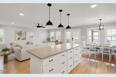 725 Chadwick Shores Drive, Sneads Ferry, NC 28460 - Photo 11