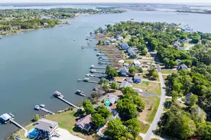 725 Chadwick Shores Dr, Sneads Ferry, NC 28460 - Photo 5