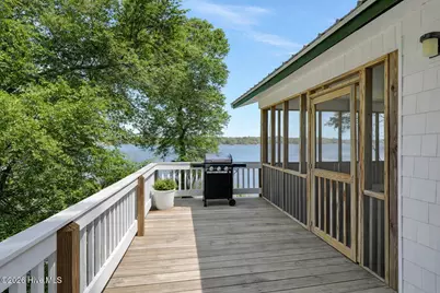 725 Chadwick Shores Drive, Sneads Ferry, NC 28460 - Photo 19