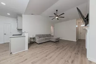 410 Peppermint Dr, Hubert, NC 28539 - Photo 9