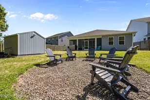326 Edgewater Wy, Surf City, NC 28445 - Photo 9
