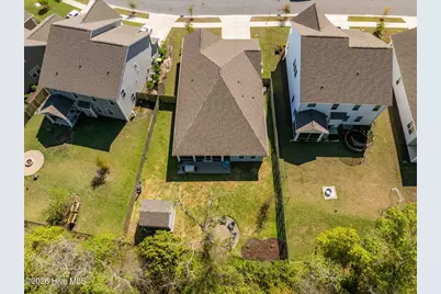 326 Edgewater Way, Surf City, NC 28445 - Photo 19