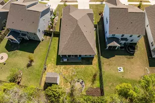 326 Edgewater Wy, Surf City, NC 28445 - Photo 19