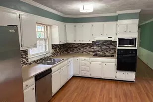 202 Prince Rd, Greenville, NC 27858 - Photo 7