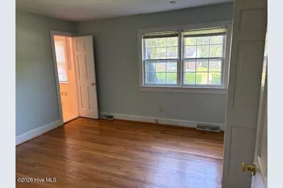 202 Prince Road, Greenville, NC 27858 - Photo 11