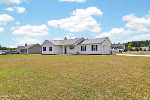 107 Jenna Rea Rd, Hubert, NC 28539 - Photo 3