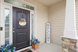 1019 Hydrangea Dr, Aberdeen, NC 28315 - Photo 3