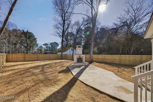 404 S Bodenheimer St, Burgaw, NC 28425 - Photo 27
