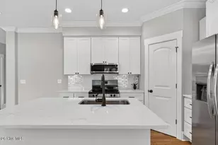 404 S Bodenheimer St, Burgaw, NC 28425 - Photo 21
