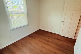 406 N Granville St, Edenton, NC 27932 - Photo 9