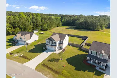 105 Sparrows Point Lane, Jacksonville, NC 28540 - Photo 43