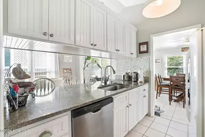 914 Oceanward Lane, Carolina Beach, NC 28428 - Photo 13
