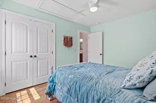 208 NE 52nd St, Oak Island, NC 28465 - Photo 35