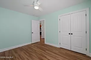 208 NE 52nd St, Oak Island, NC 28465 - Photo 31